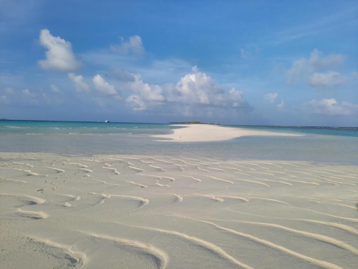 Royal Beach Dhigurah Dhigurah  Exterior photo